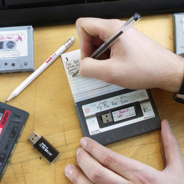 Usb mixtape (128mb cassette tape flash drive by